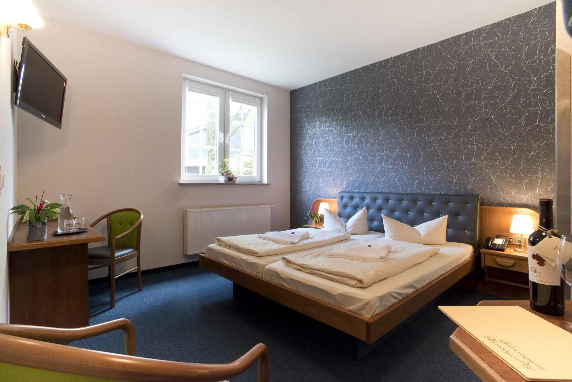 Rennsteighotel Herrnberger Hof Neuhaus am Rennweg Eksteriør billede