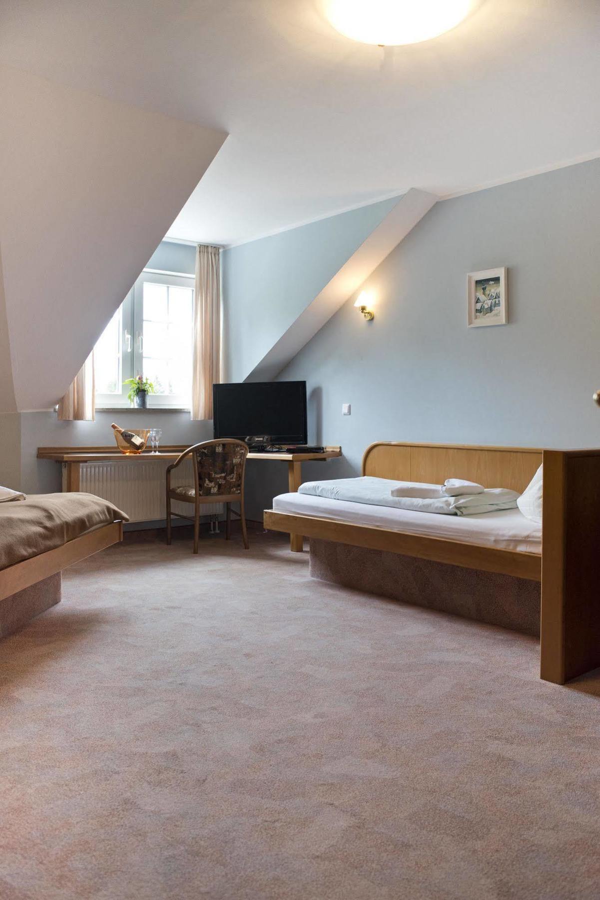 Rennsteighotel Herrnberger Hof Neuhaus am Rennweg Eksteriør billede